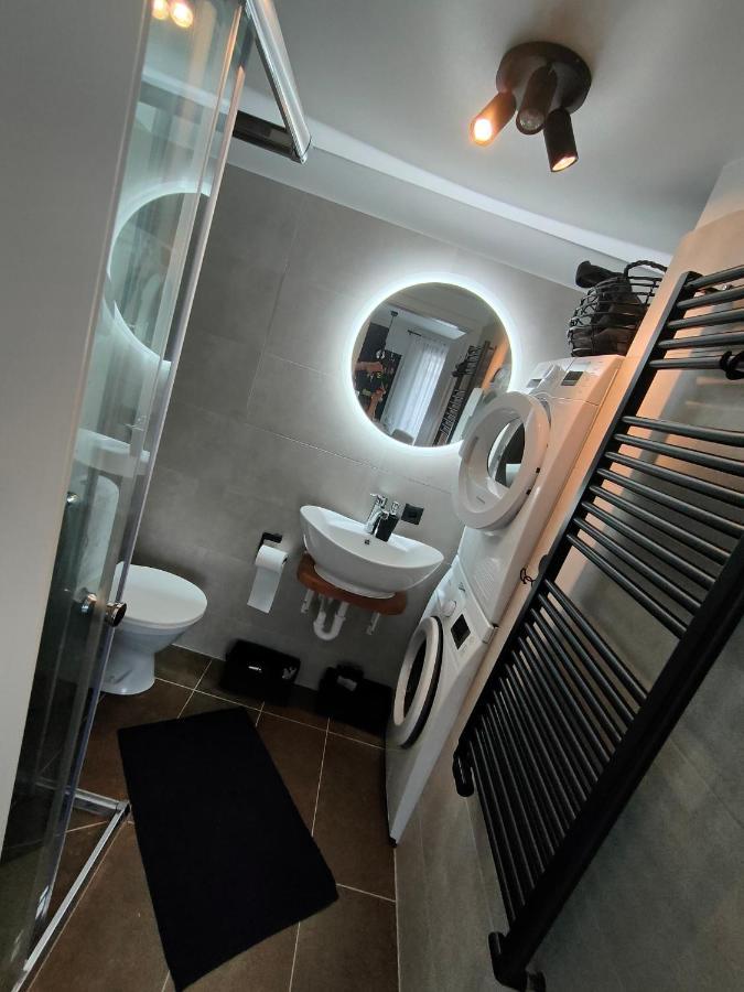 Studio White Bears Akureyri Exterior foto